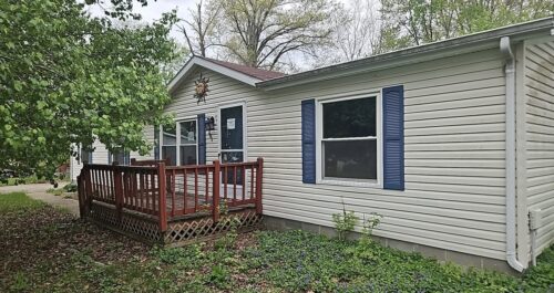 301 Illini Drive, Watson, IL