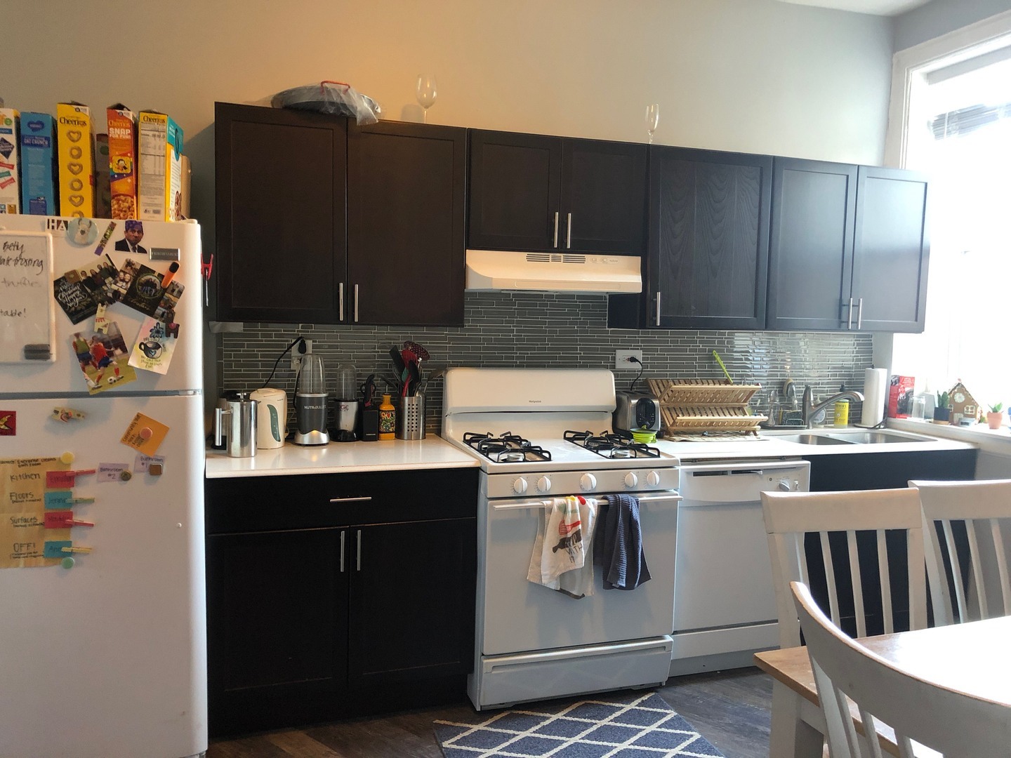 668 W Oakdale Avenue #4, Chicago, IL