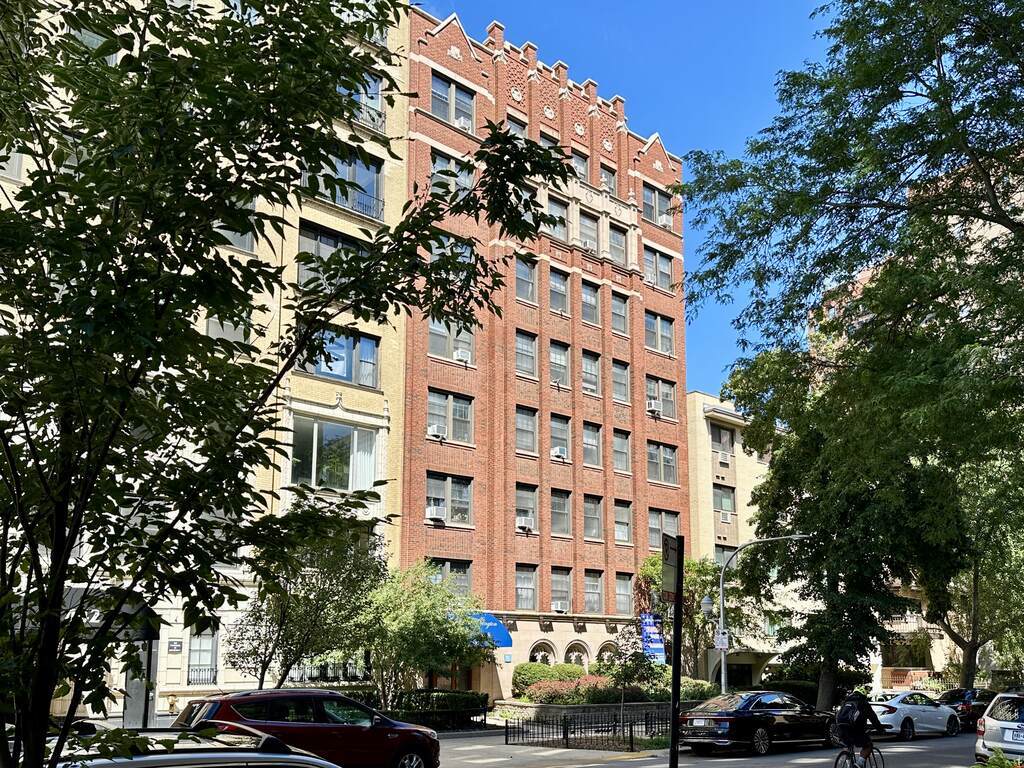 434 W Wellington Avenue #503, Chicago, IL