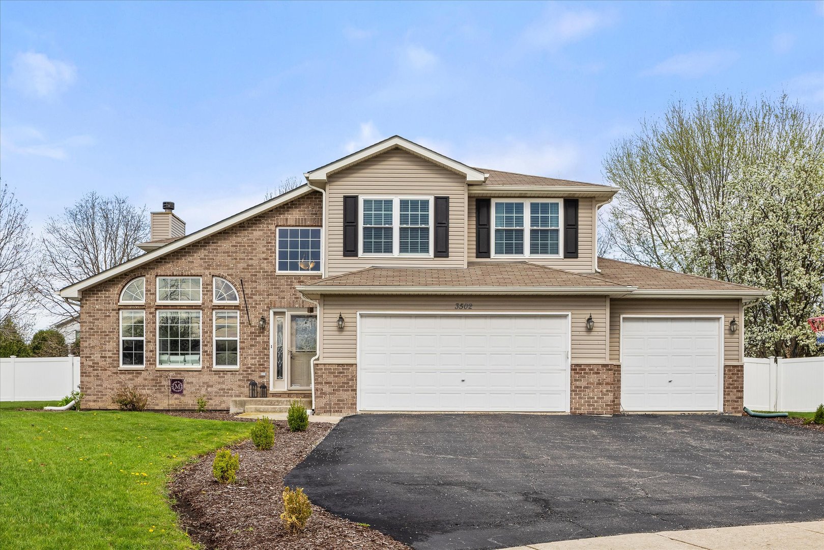 3502 Indian Head Lane, Joliet, IL