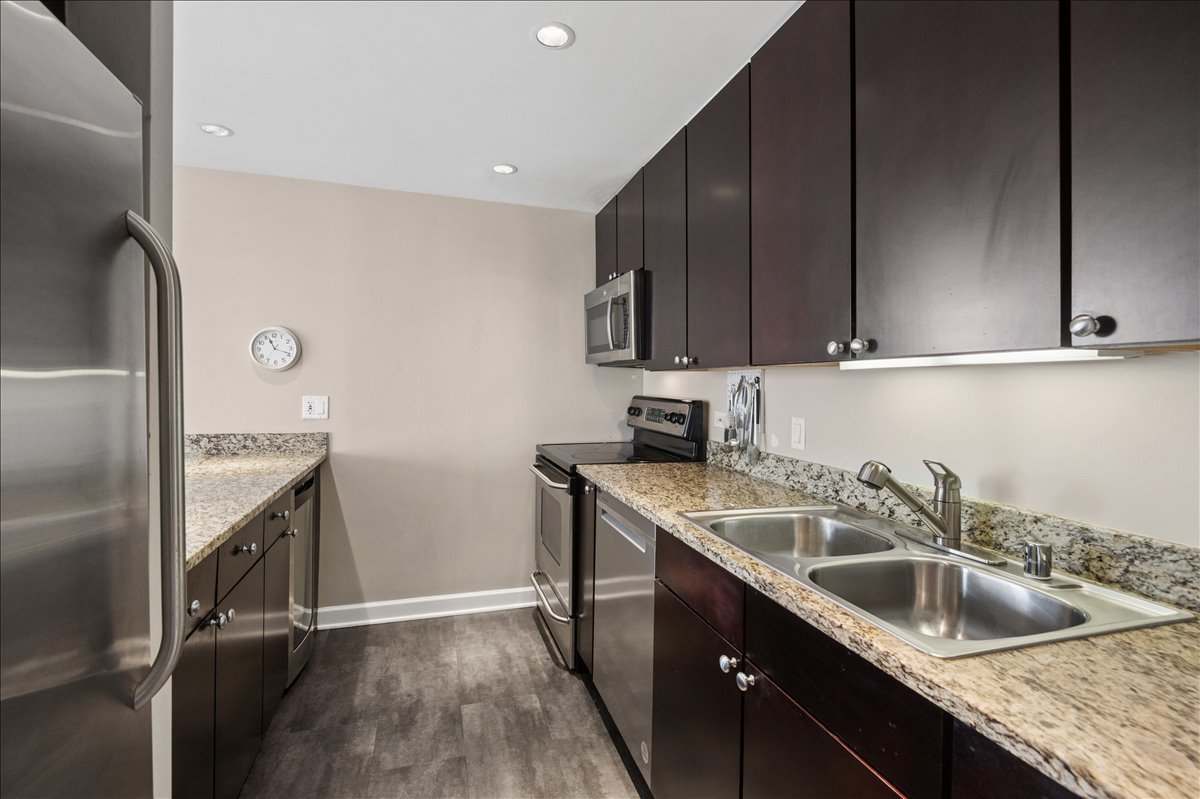 30 E Huron Street #3802, Chicago, IL