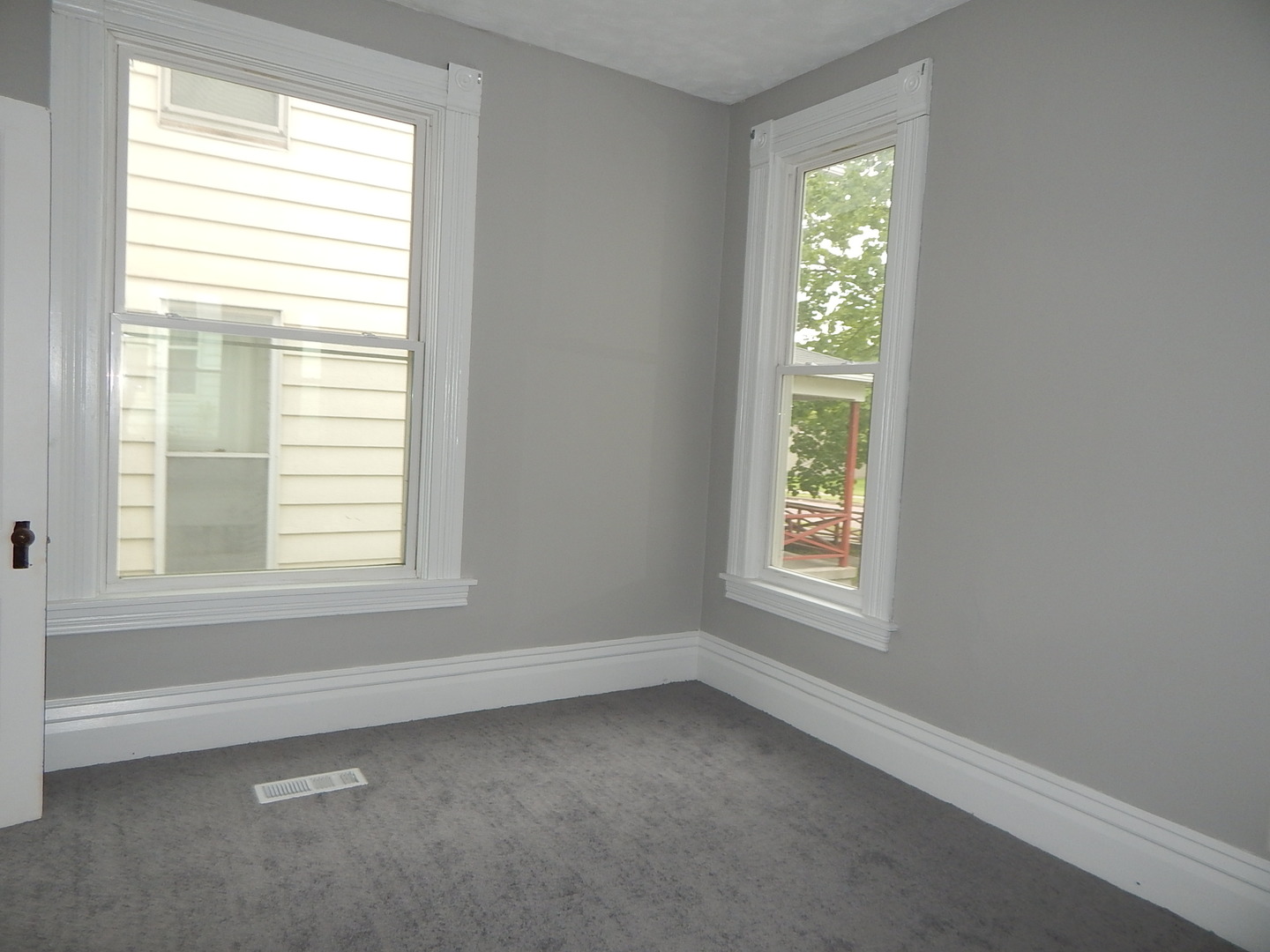 560 10th Avenue, Clinton, IA