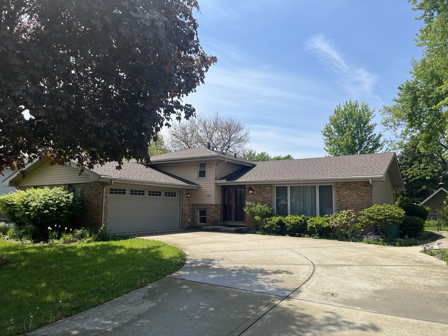 529 Shorewood Drive, Shorewood, IL