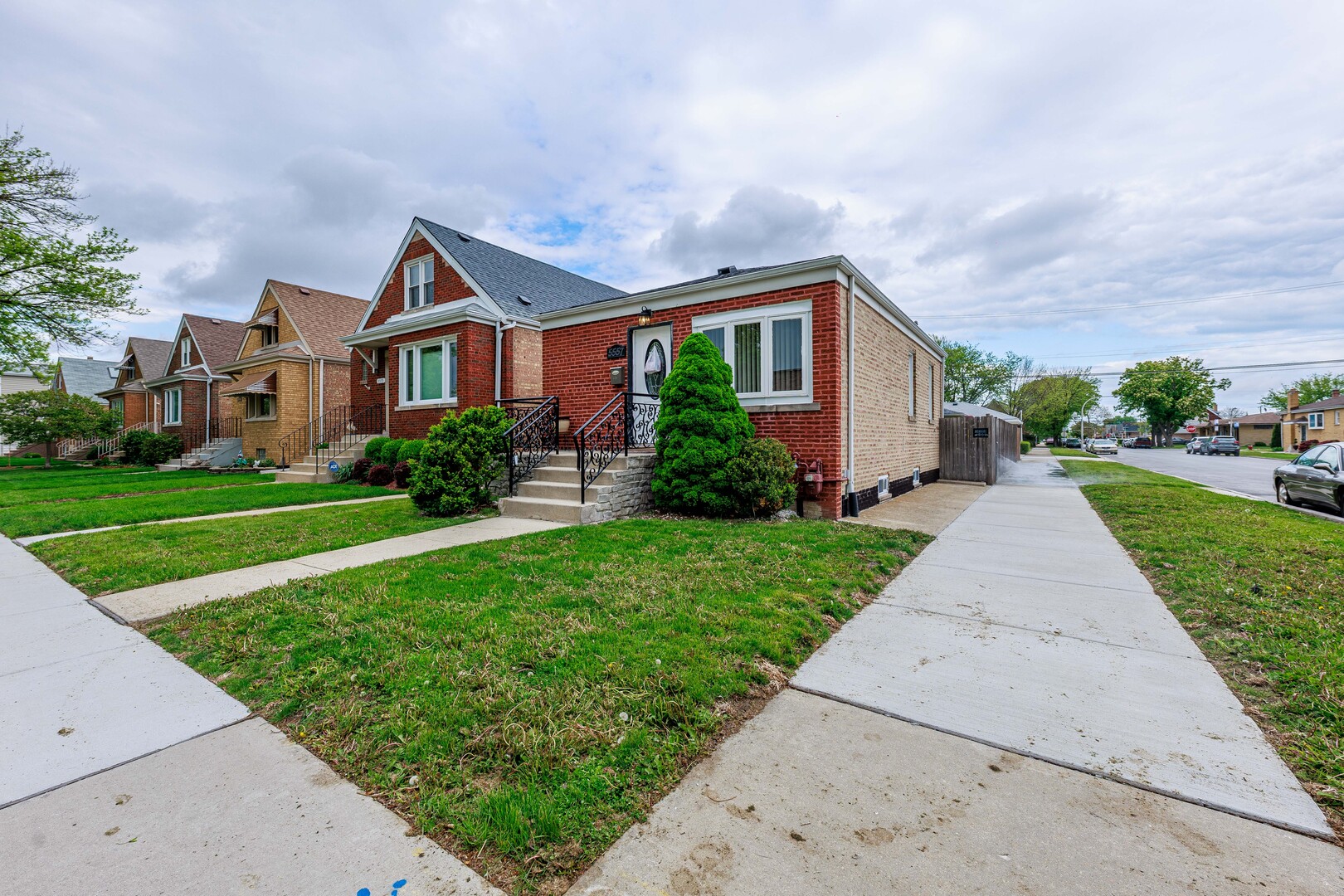 5557 S Kildare Avenue, Chicago, IL