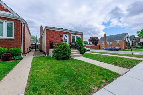 5557 S Kildare Avenue, Chicago, IL