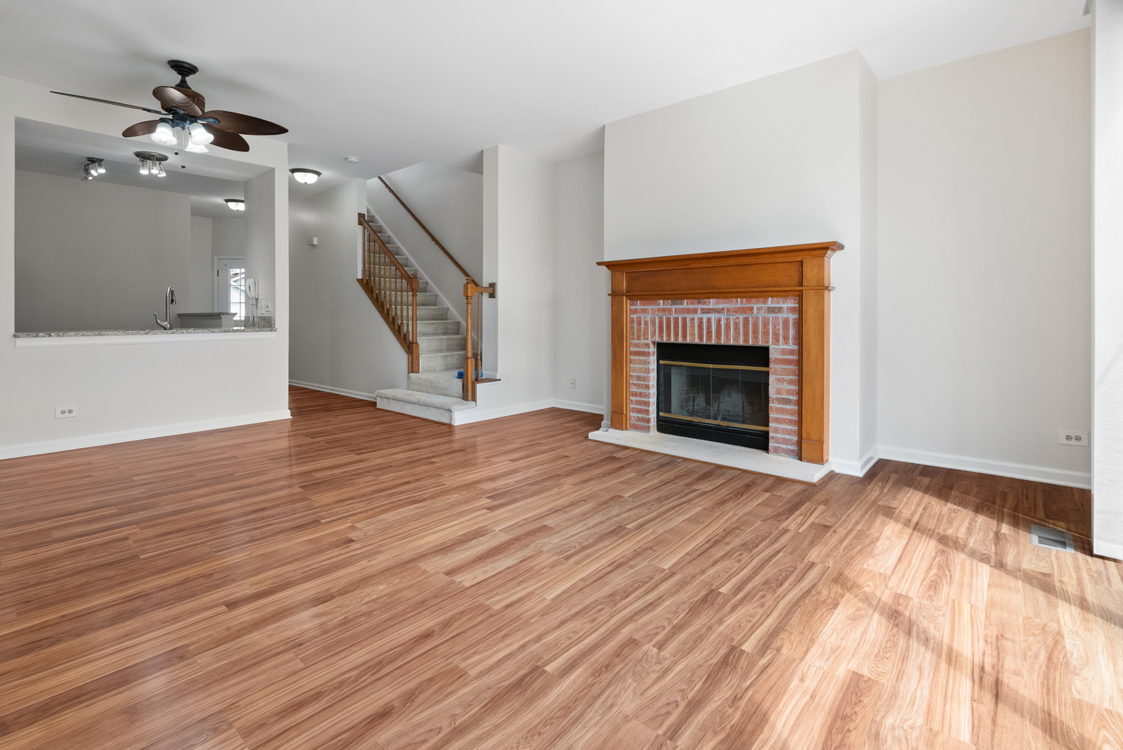 303 Glen Leven Court #303, Schaumburg, IL