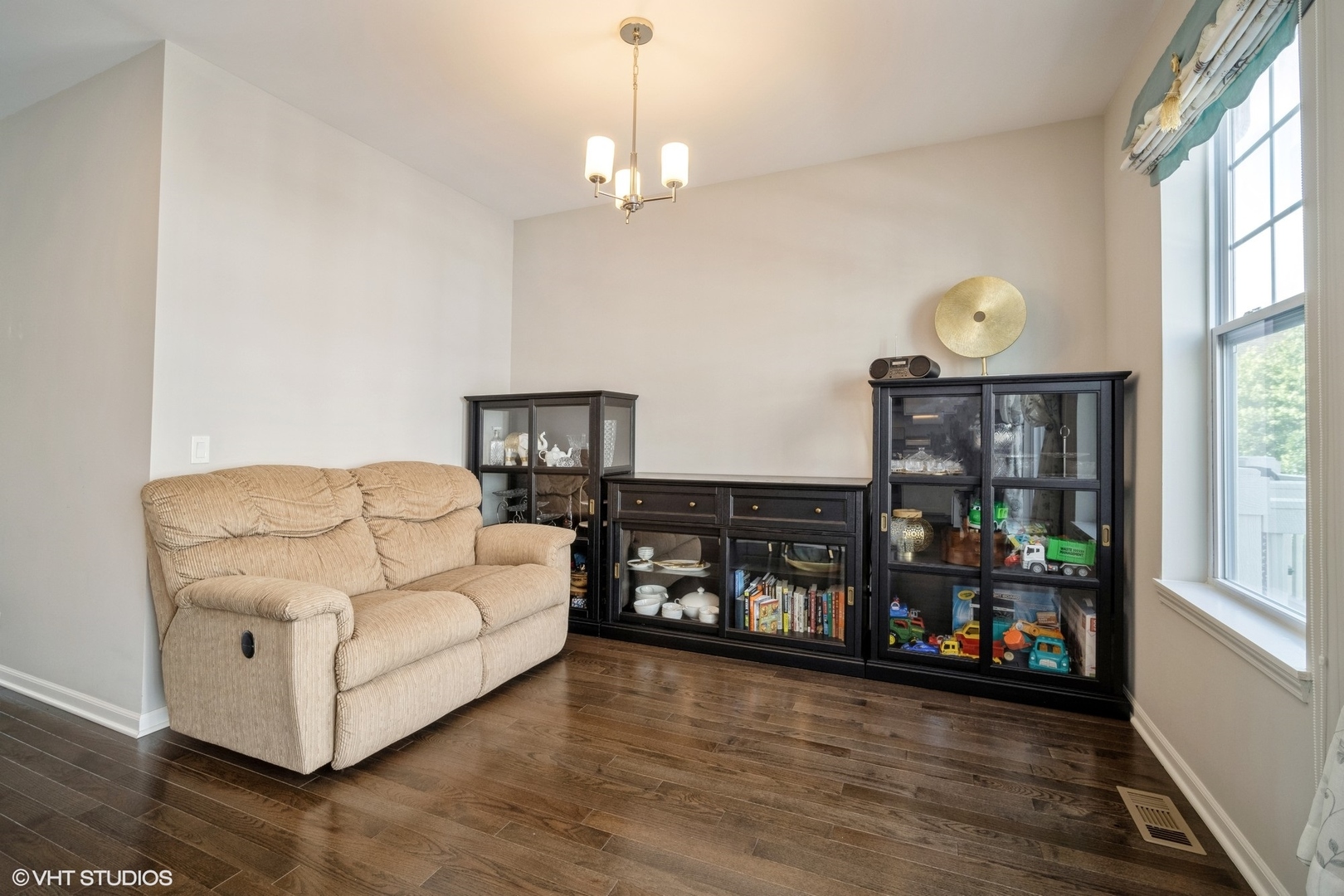 850 Lexington Circle, Des Plaines, IL