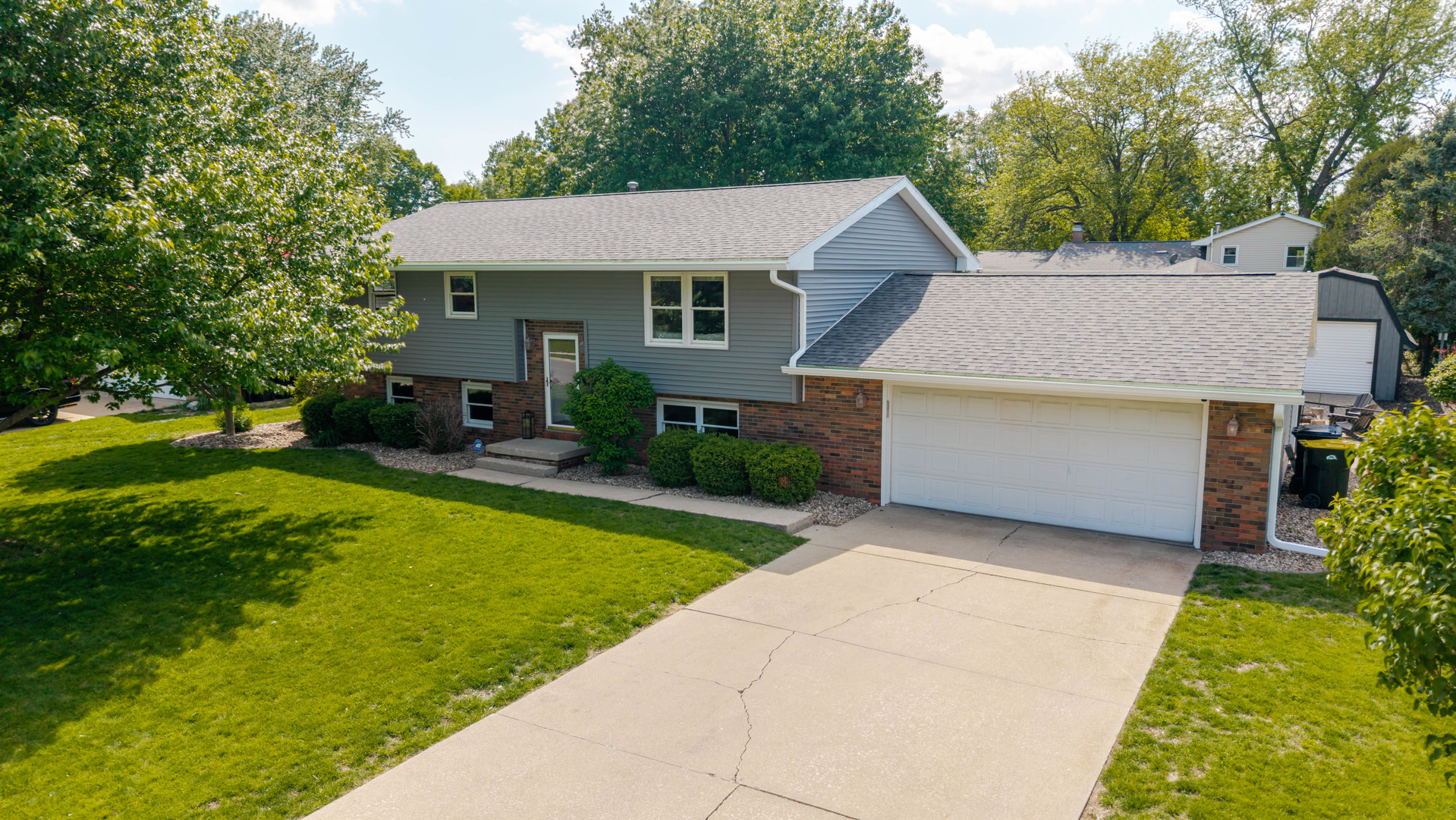 103 Robert Drive, Normal, IL