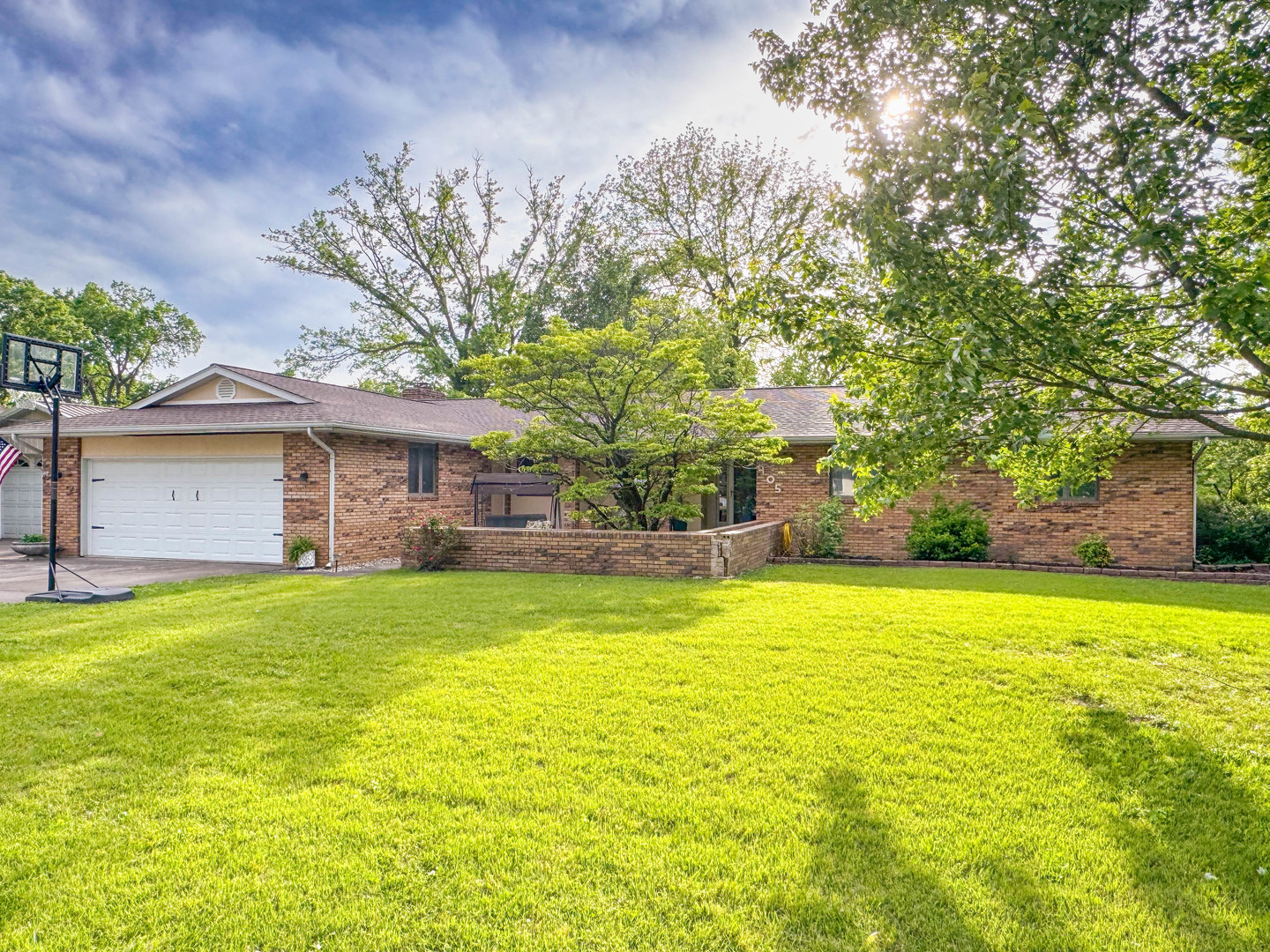 405 N Main Street, Jonesboro, IL