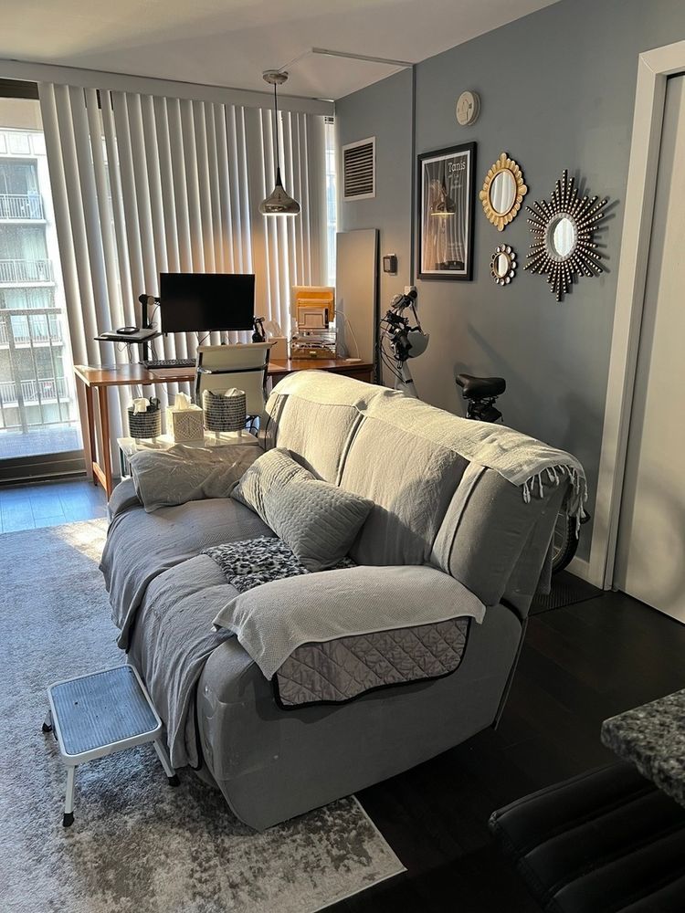 10 E ONTARIO Street #2507, Chicago, IL