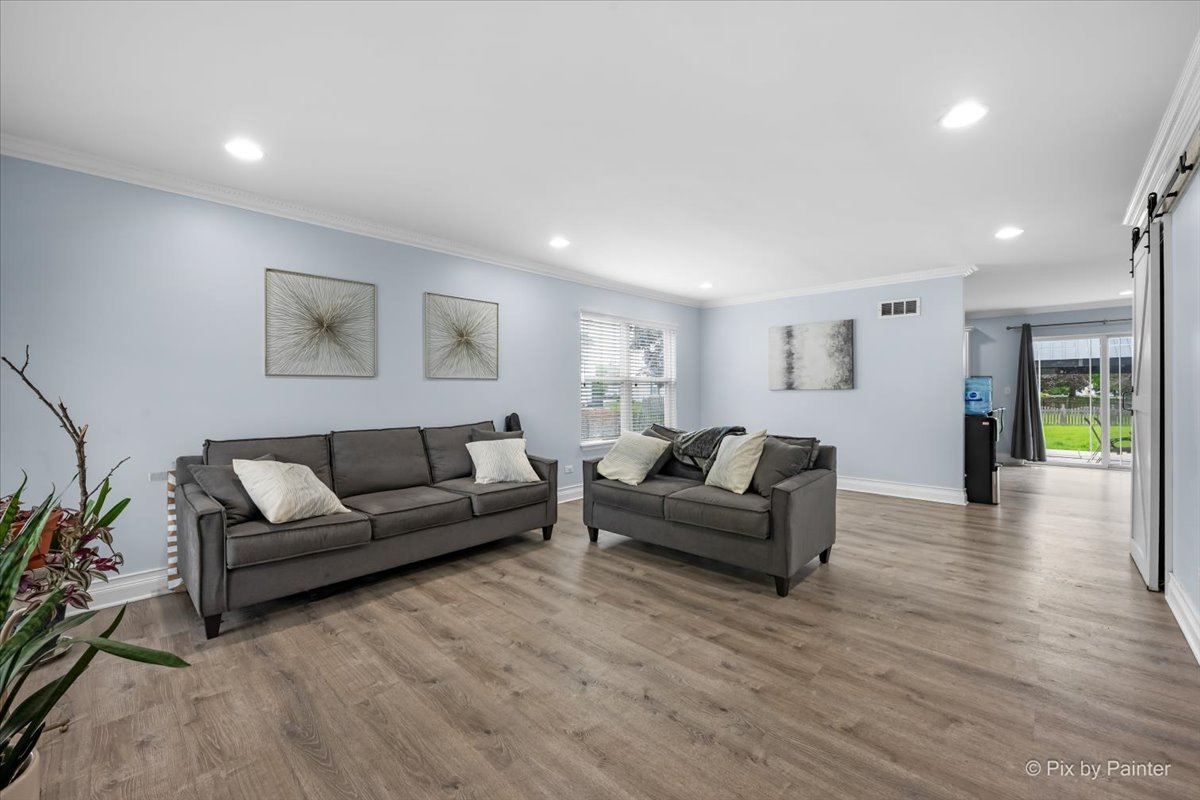 1900 Mayfield Court, Romeoville, IL
