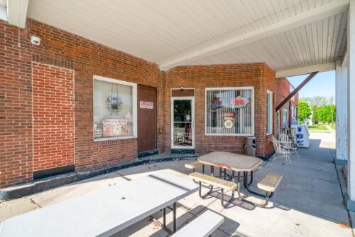 207 W Si Johnson Street, Sheridan, IL