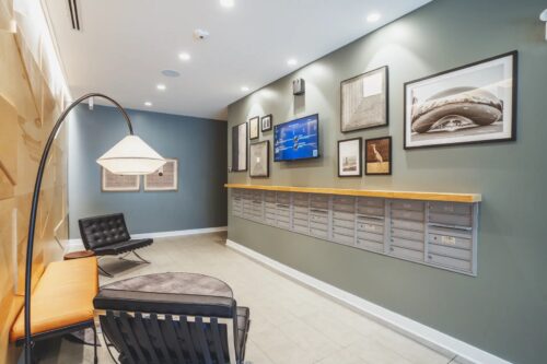 830 N Milwaukee Avenue #406, Chicago, IL
