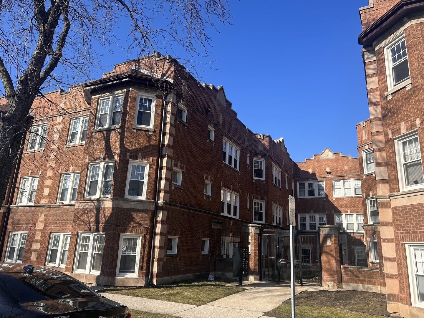 6839 21st Street #2N, Berwyn, IL