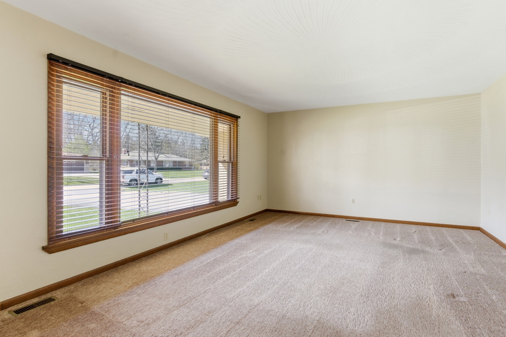 14 Knollwood Place, Joliet, IL