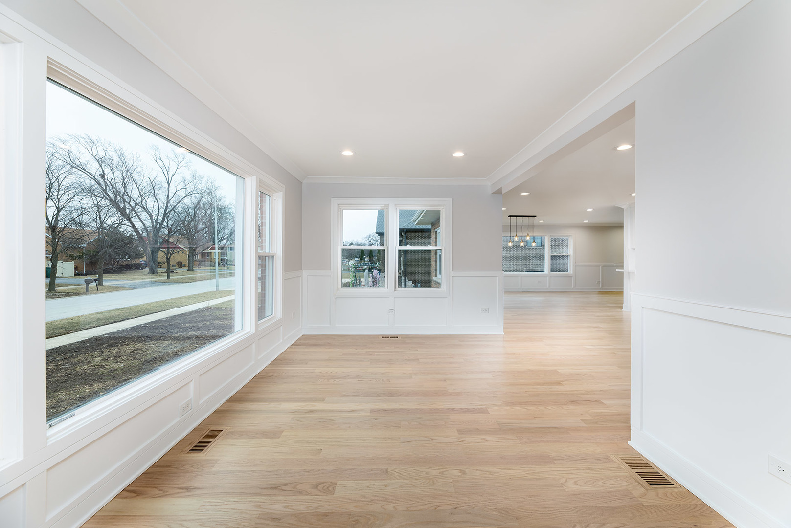 8110 Lockwood Avenue, Burbank, IL