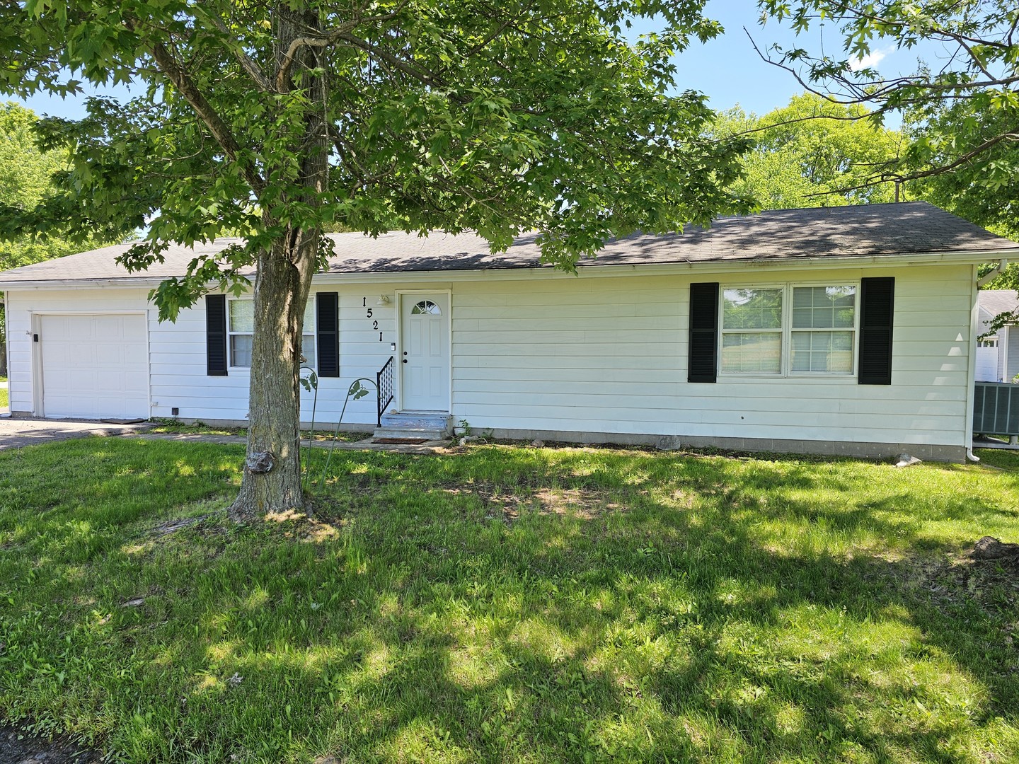 1521 Triangle Street, Mt Vernon, IL