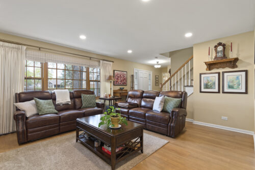 753 E Monterey Road, Palatine, IL