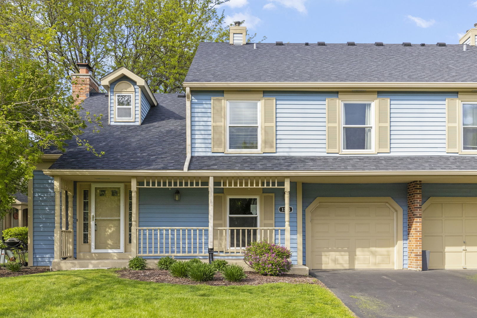 1353 Queensgreen Circle #1502, Naperville, IL