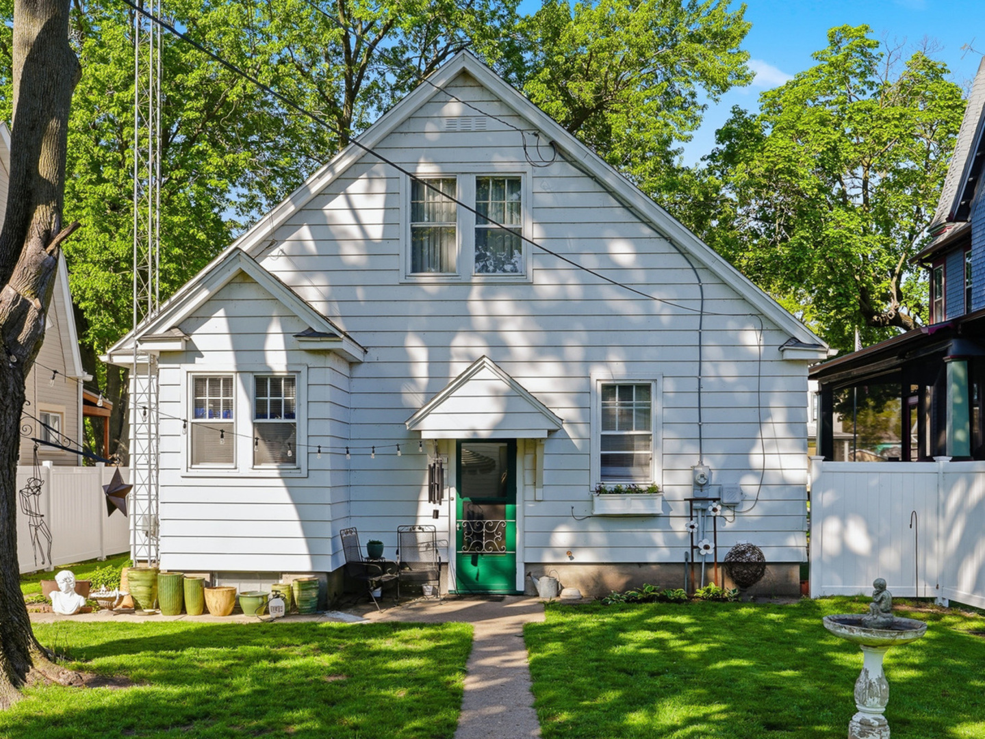 606 1st Avenue, Sterling, IL