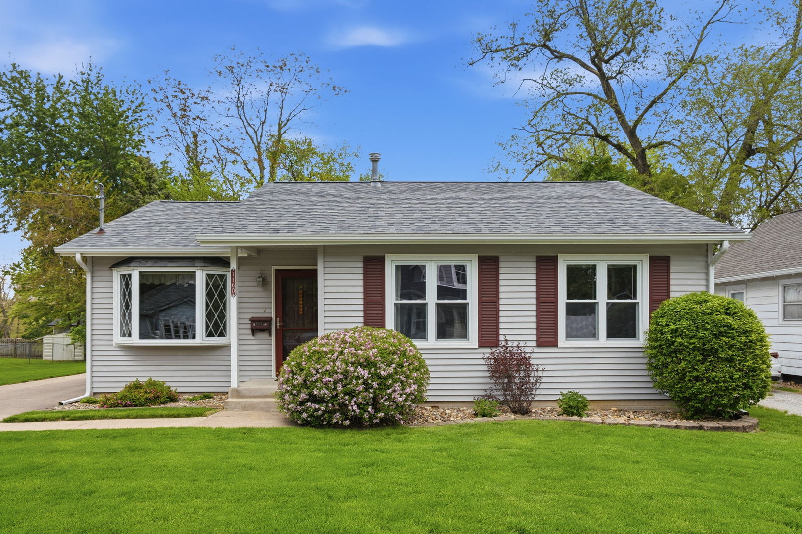 1160 32nd Street, Moline, IL