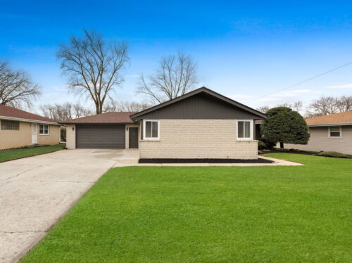 1011 Maitland Drive, Lockport, IL