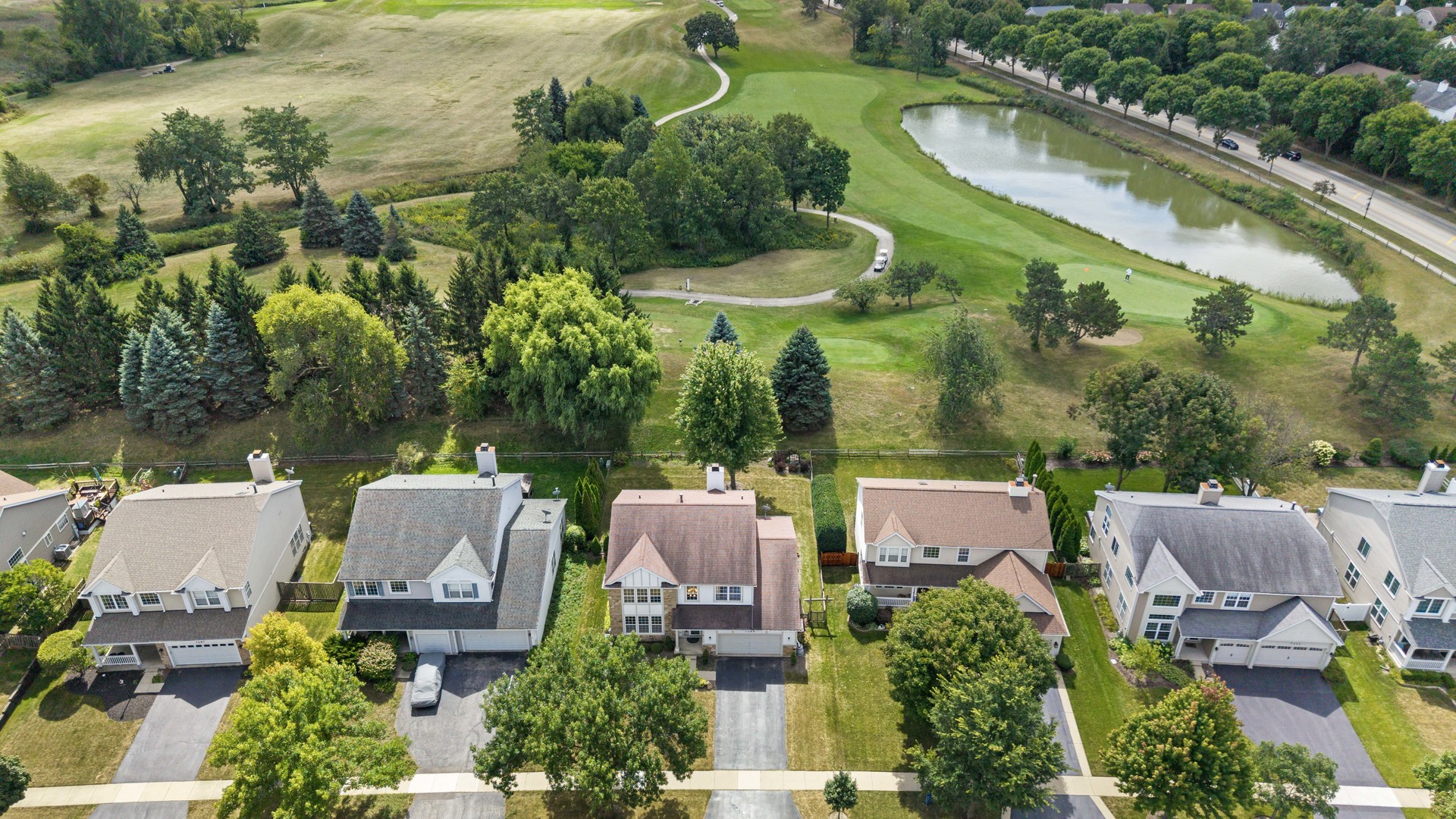 7299 Dada Drive, Gurnee, IL
