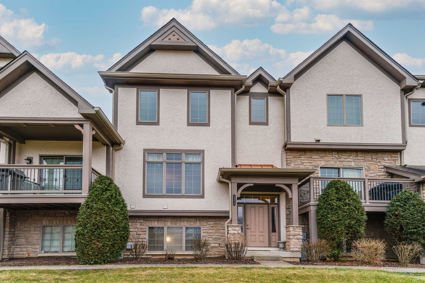285 Regency Court Unit B Court, Wauconda, IL