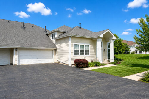 9430 Lenox Lane, Lakewood, IL