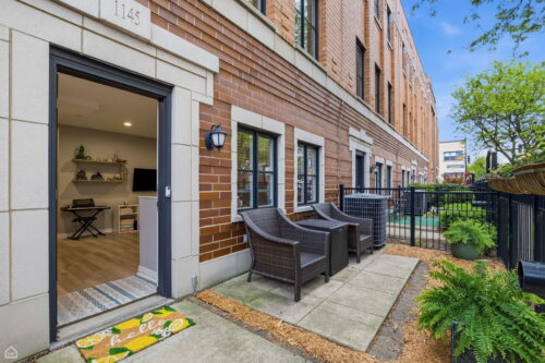 1145 W Monroe Street, Chicago, IL