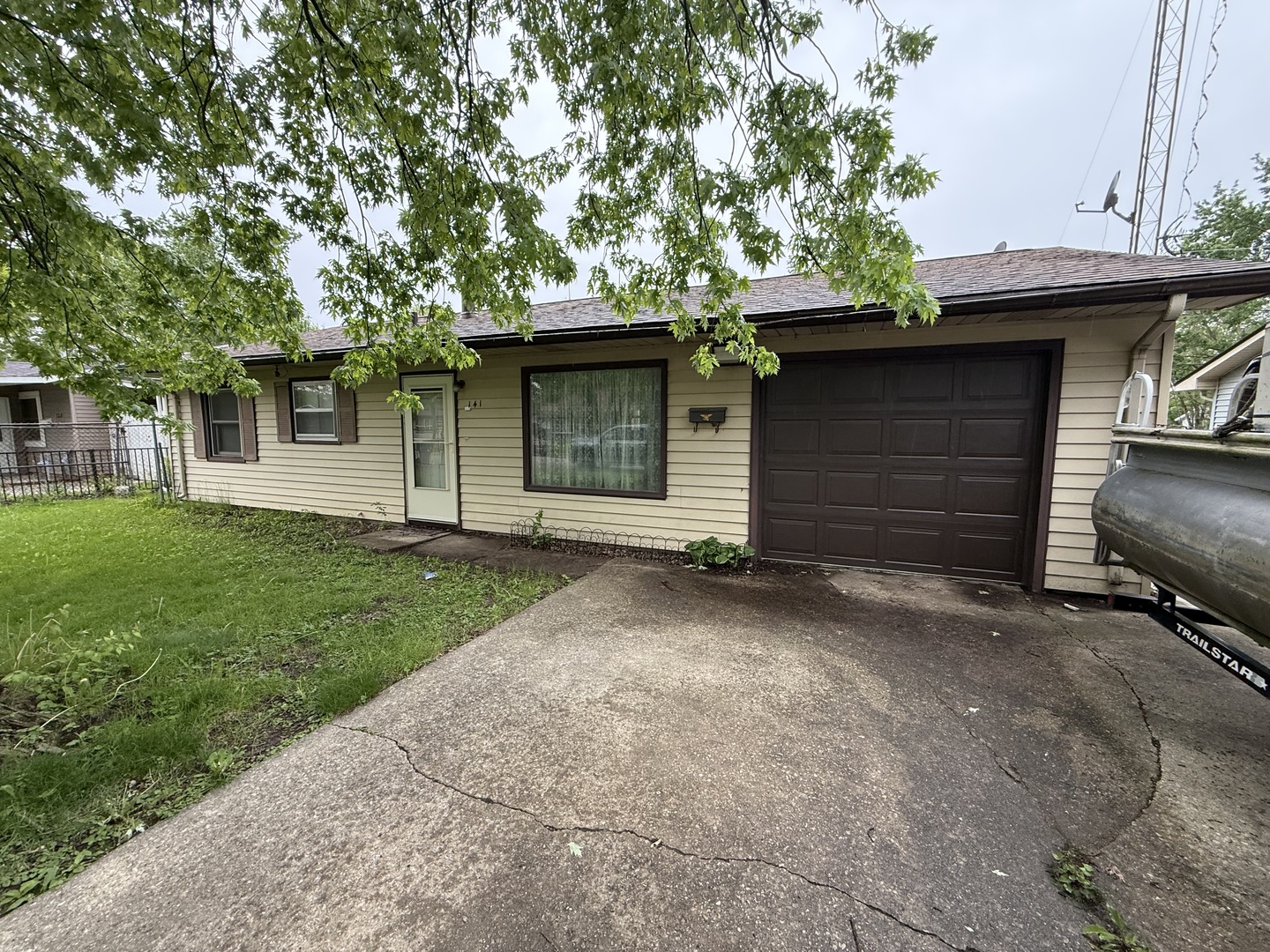 141 S Oakdale Avenue, Kankakee, IL