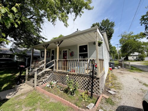 300 W Allmon Street, Salem, IL