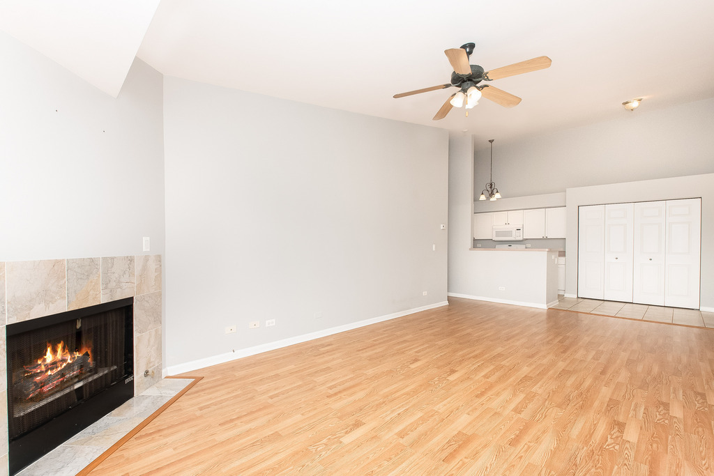 798 N Gary Avenue #210, Carol Stream, IL
