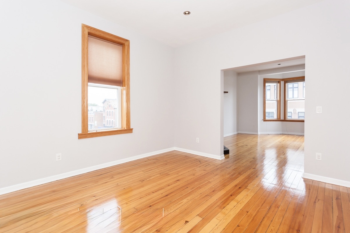 2204 N Clybourn Avenue #3, Chicago, IL