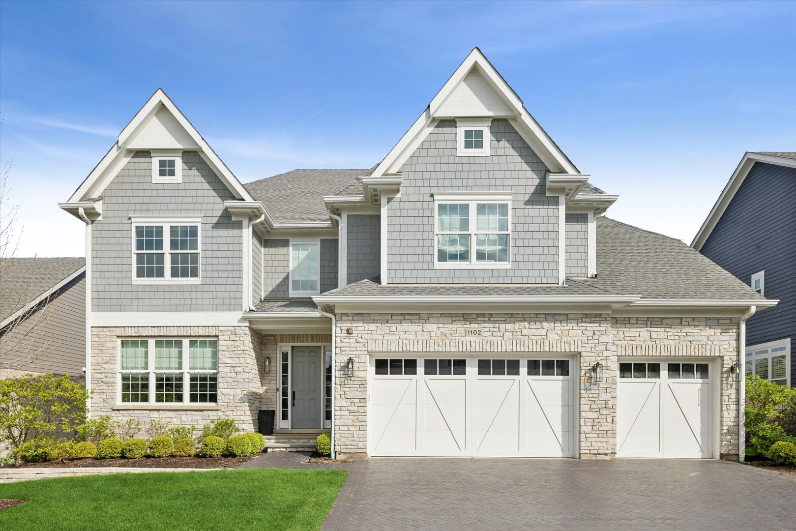 1102 White Pine Lane, Western Springs, IL