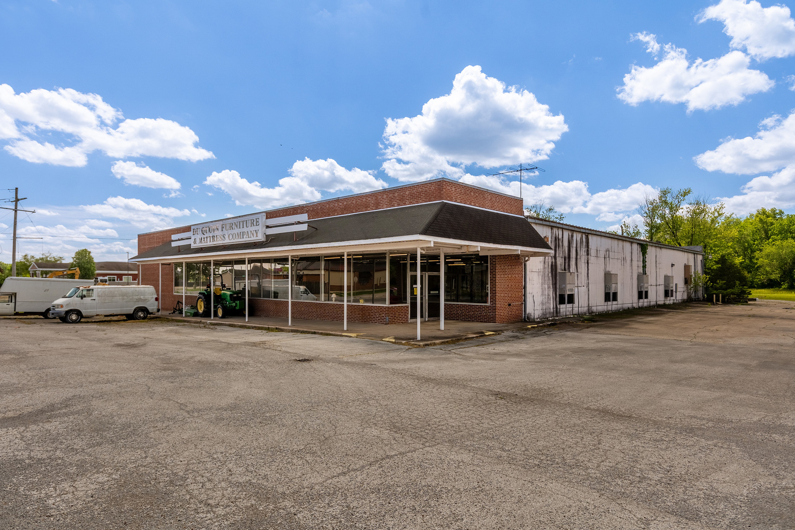 745 Sunset Avenue, Duquoin, IL