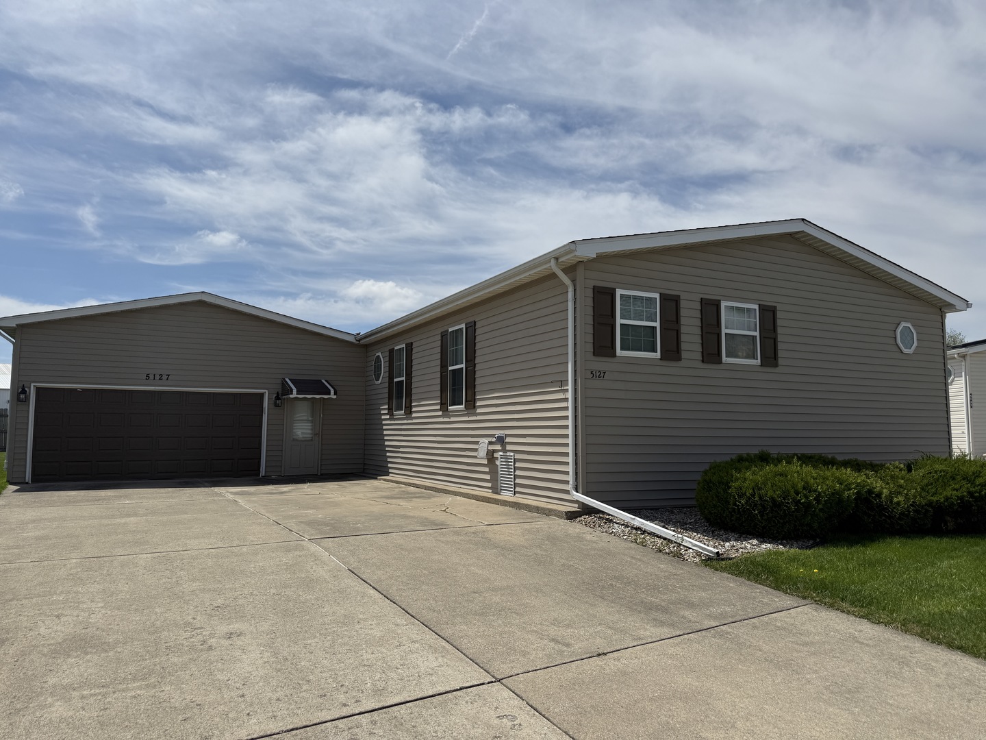 5127 Lucille Drive, Monee, IL