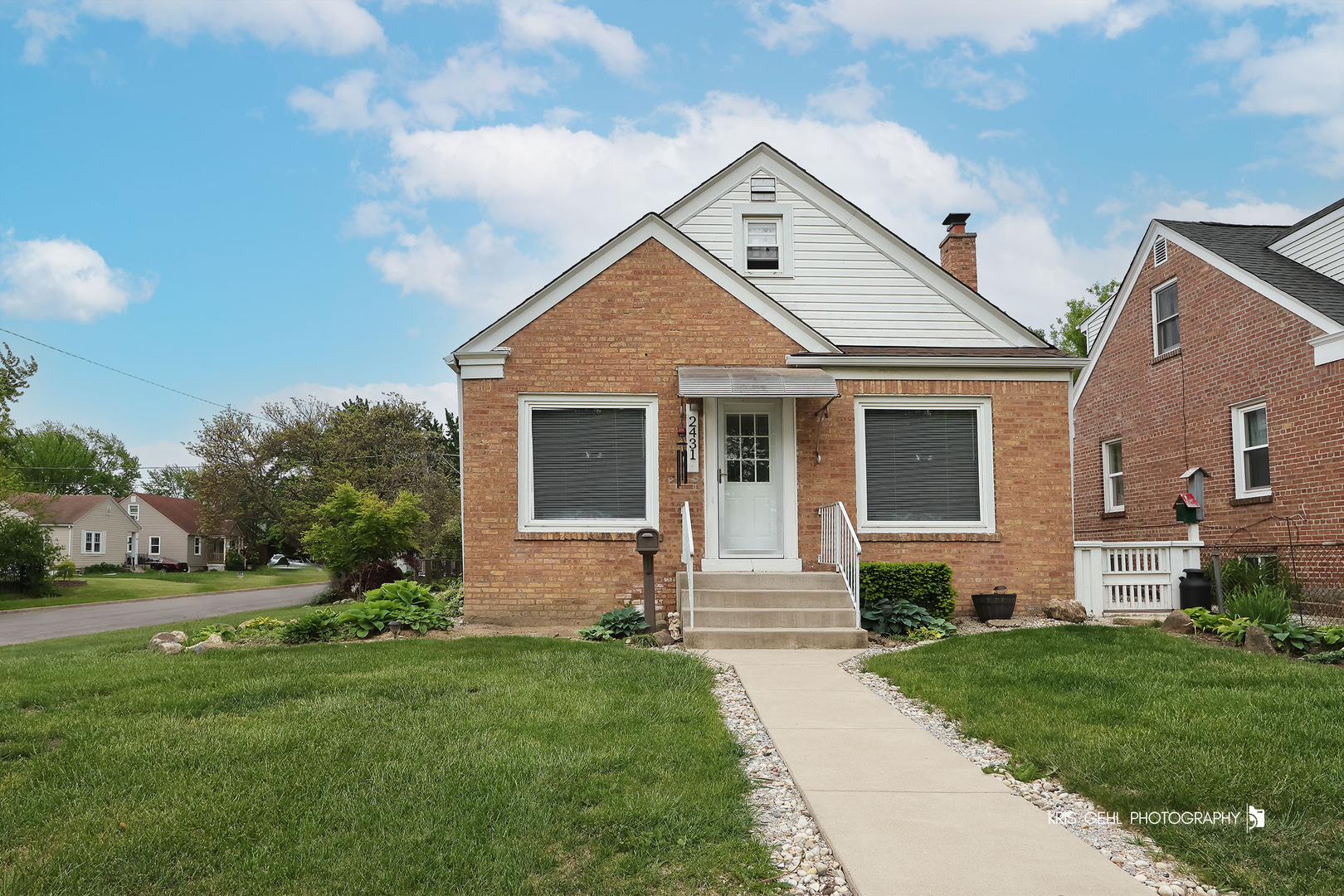 2431 W Ridgeland Avenue, Waukegan, IL