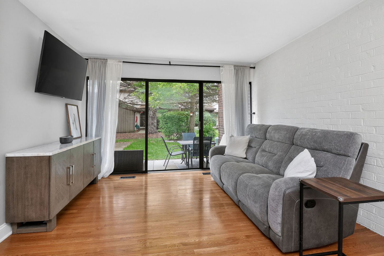 2S638 Enrico Fermi Court, Warrenville, IL