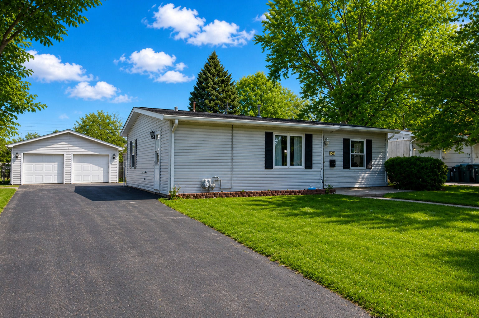 2006 E 7th Street, Sterling, IL