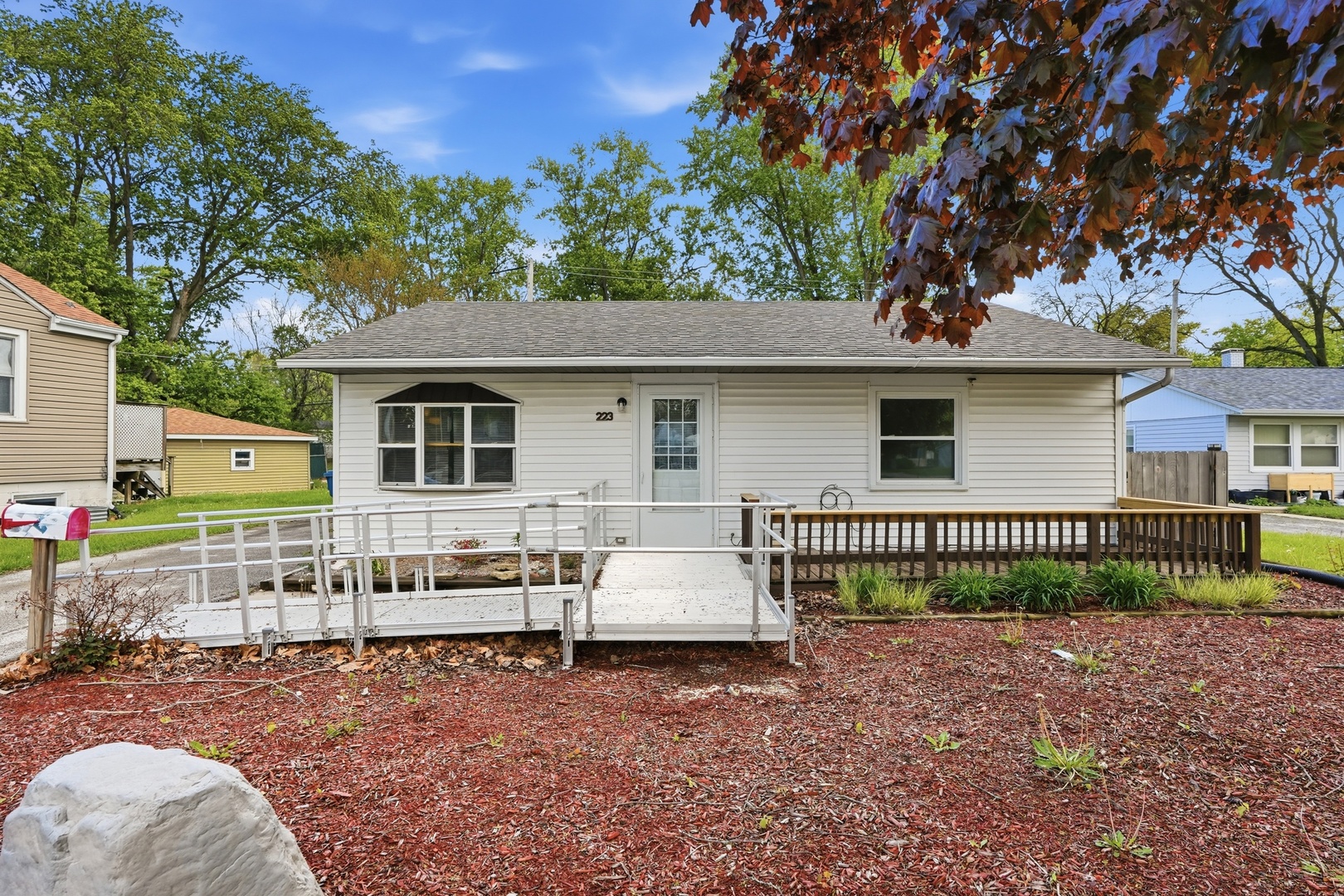 223 Tinbury Lane, Steger, IL