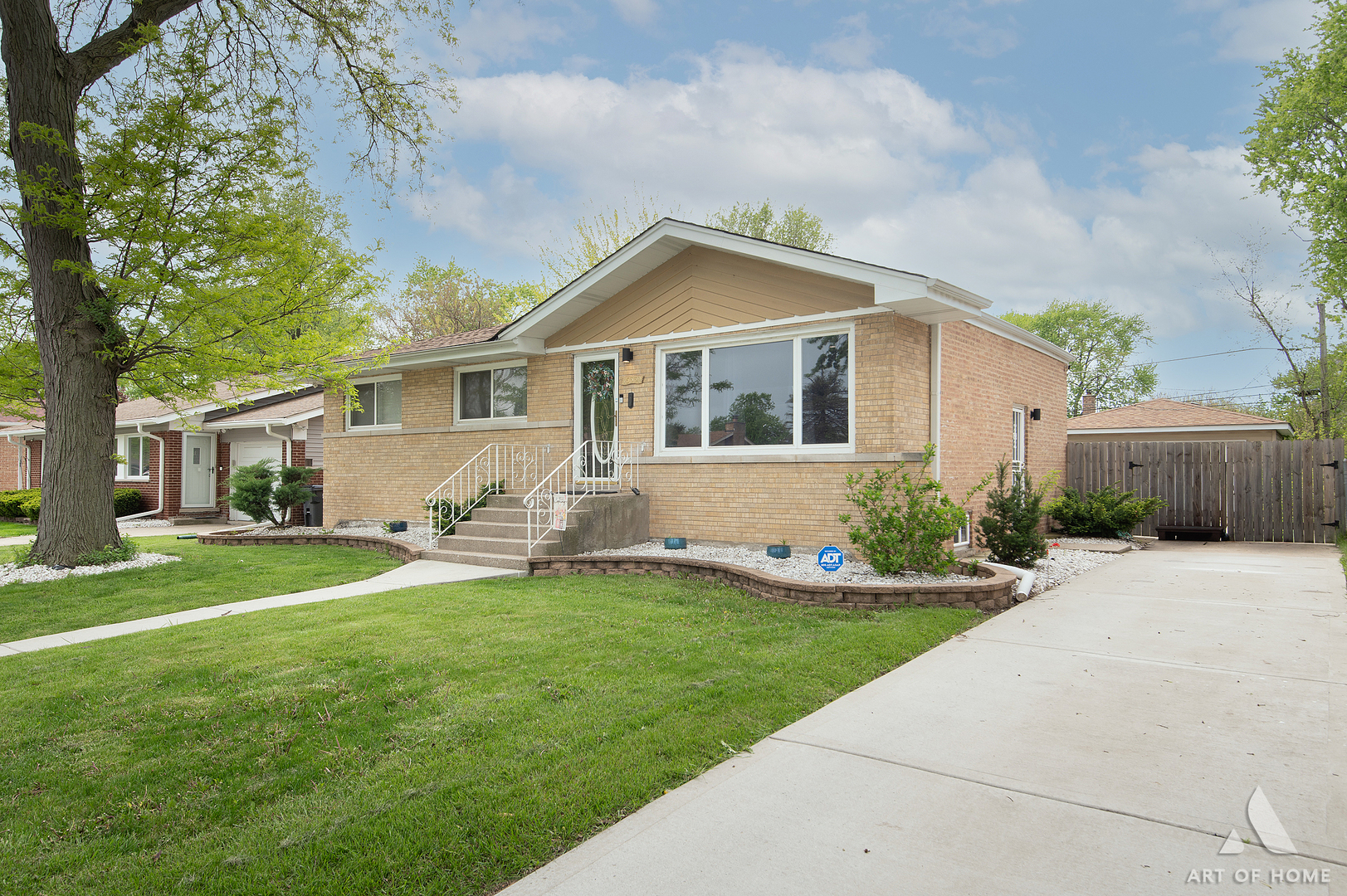 15330 Ingleside Avenue, South Holland, IL