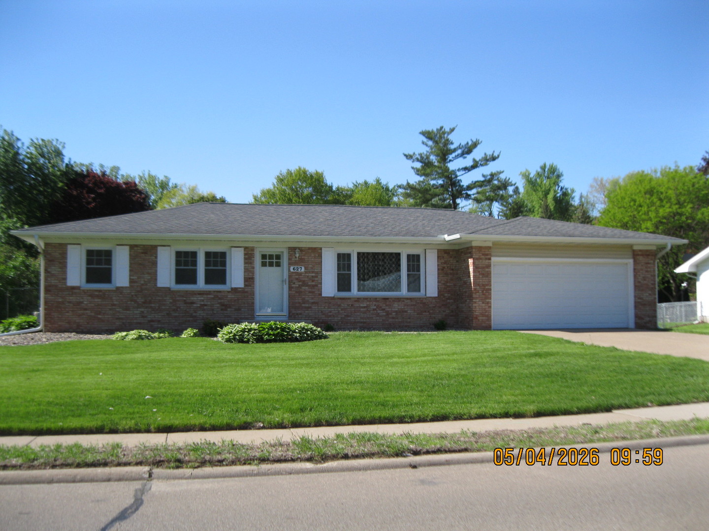 627 13th Avenue, Clinton, IA