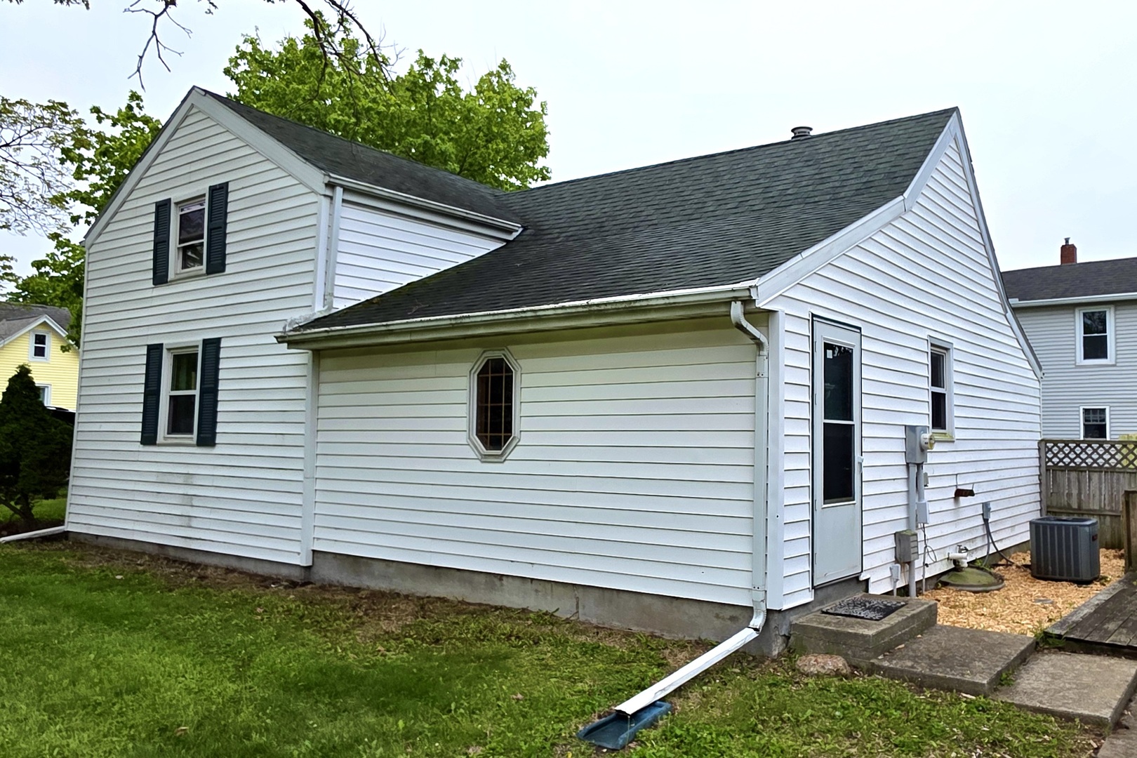 406 E North Street, Danvers, IL