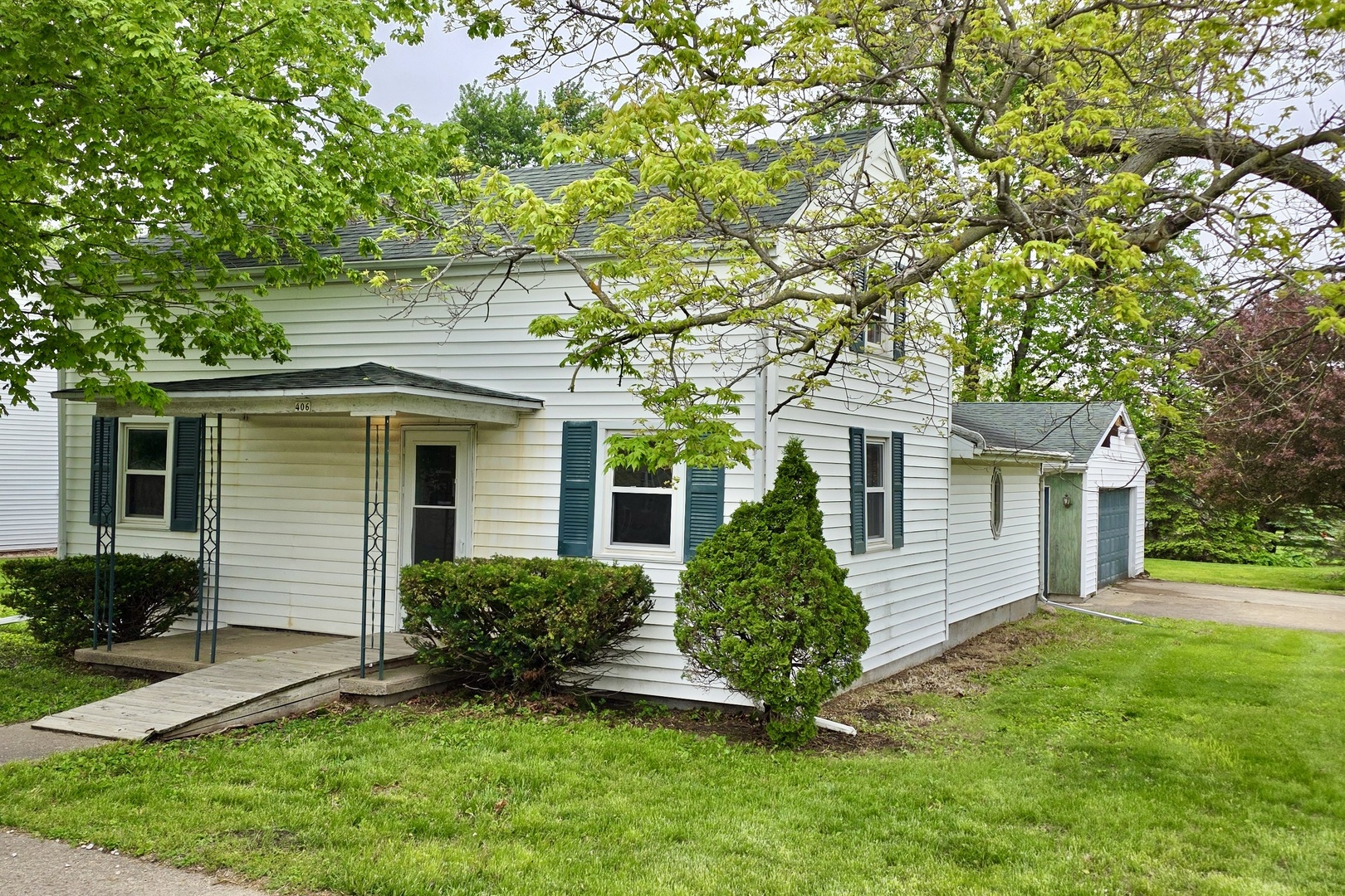 406 E North Street, Danvers, IL