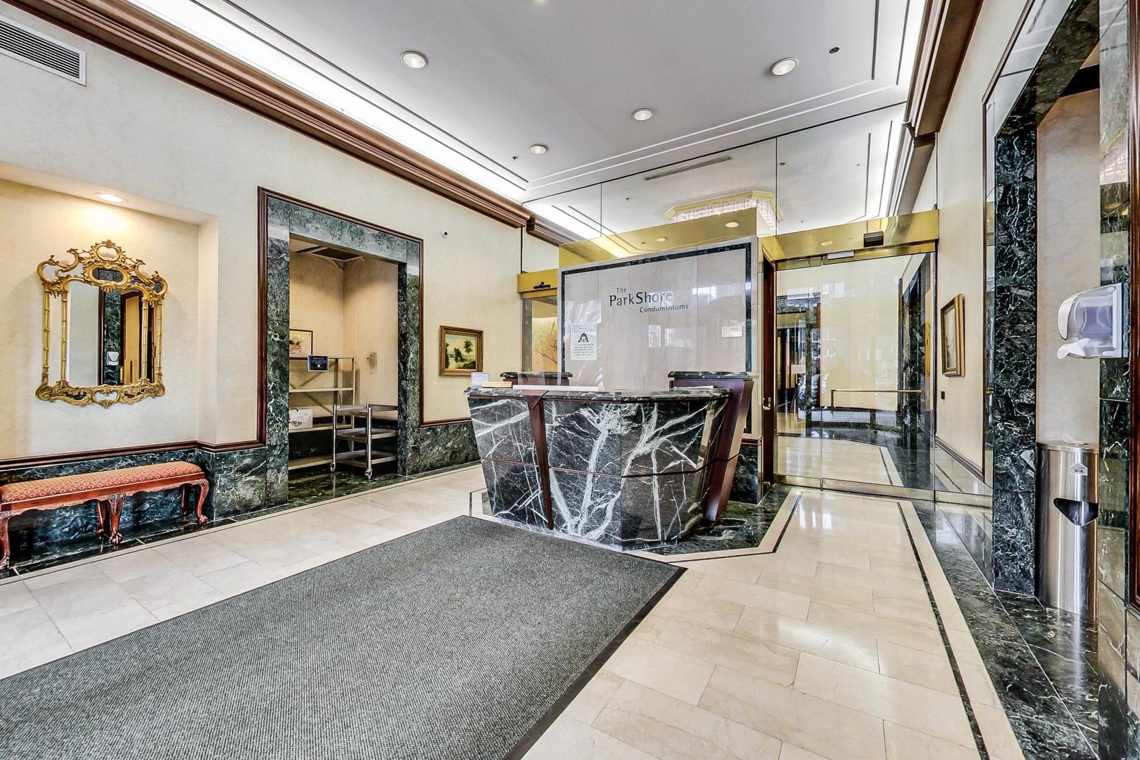195 N Harbor Drive #1201, Chicago, IL