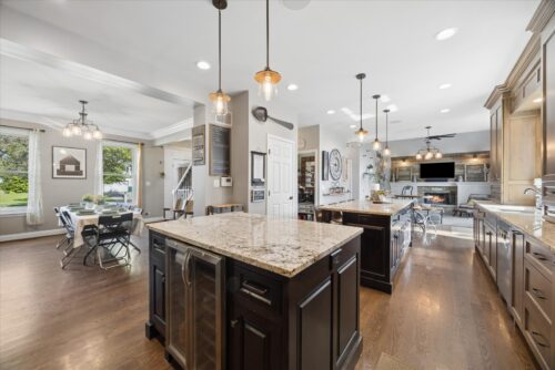 25543 W Gateway Circle, Plainfield, IL