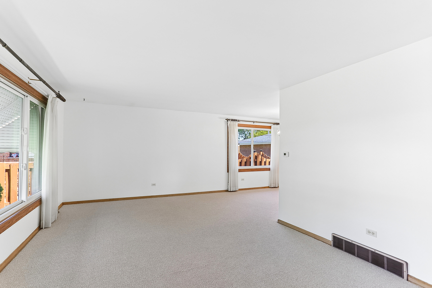 17121 Ingleside Avenue, South Holland, IL