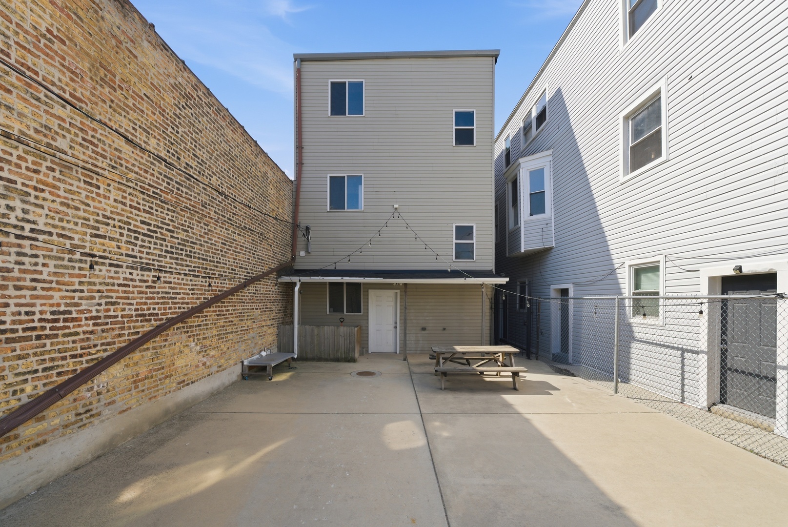 3538 W North Avenue, Chicago, IL