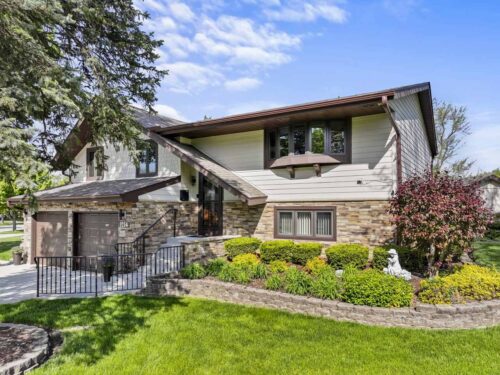 1214 Milton Lane, Schaumburg, IL